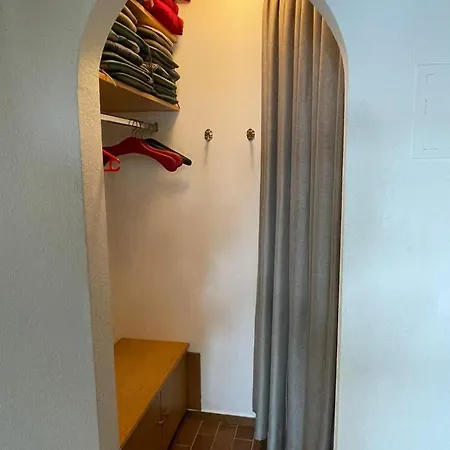 Aalhues-ferienwohnung-ueber-2-etagen-fuer-4-erwachsene-und-1-kind Appartement Westerland